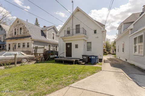 Tiny photo for 1129 Mason Street, Toledo, OH 43605 (MLS # 10009055)