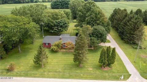 Tiny photo for 3208 County Road 4, Swanton, OH 43558 (MLS # 10011683)
