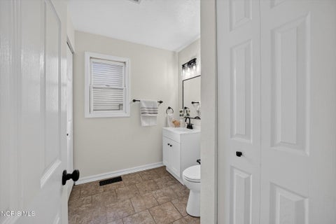 Tiny photo for 117 N Goodrich Street, Oregon, OH 43616 (MLS # 10012639)