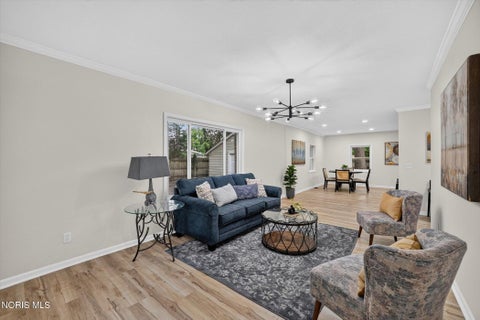 Tiny photo for 117 N Goodrich Street, Oregon, OH 43616 (MLS # 10012639)