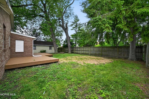 Tiny photo for 117 N Goodrich Street, Oregon, OH 43616 (MLS # 10012639)