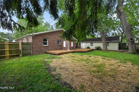 Tiny photo for 117 N Goodrich Street, Oregon, OH 43616 (MLS # 10012639)