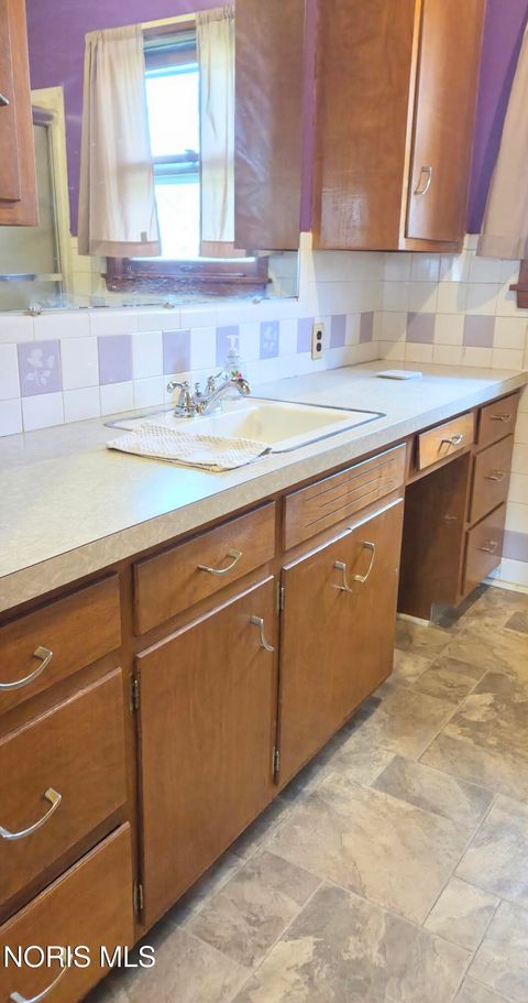 Tiny photo for 28643 Standley Road, Defiance, OH 43512 (MLS # 10006108)