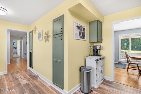 Tiny photo for 15857 State Rt 568, Findlay, OH 45840 (MLS # 10006295)