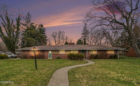 Tiny photo for 2208 Valley Brook Drive, Toledo, OH 43615 (MLS # 10005209)