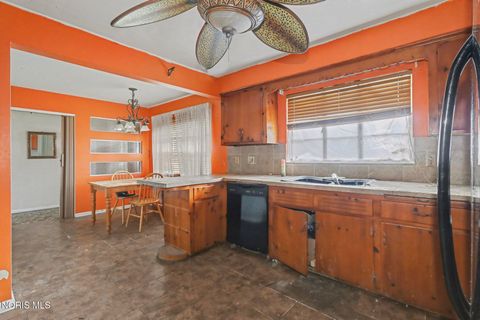 Tiny photo for 2208 Valley Brook Drive, Toledo, OH 43615 (MLS # 10005209)