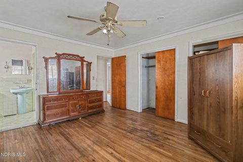 Tiny photo for 2208 Valley Brook Drive, Toledo, OH 43615 (MLS # 10005209)