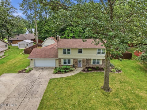 Photo of 206 Glen Arbor Drive, Bryan, OH 43506 (MLS # 10010286)