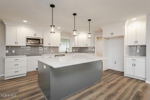 Tiny photo for 105 County Road 10, Liberty Center, OH 43532 (MLS # 10004808)