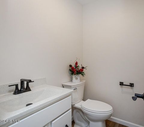 Tiny photo for 105 County Road 10, Liberty Center, OH 43532 (MLS # 10004808)