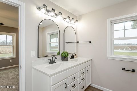 Tiny photo for 105 County Road 10, Liberty Center, OH 43532 (MLS # 10004808)