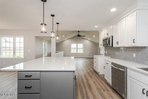 Tiny photo for 105 County Road 10, Liberty Center, OH 43532 (MLS # 10004808)