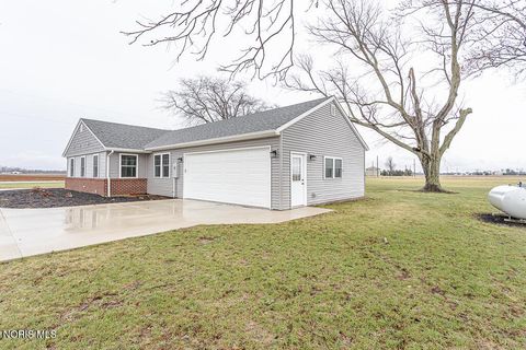 Tiny photo for 105 County Road 10, Liberty Center, OH 43532 (MLS # 10004808)