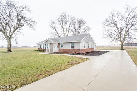 Tiny photo for 105 County Road 10, Liberty Center, OH 43532 (MLS # 10004808)