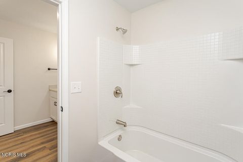 Tiny photo for 105 County Road 10, Liberty Center, OH 43532 (MLS # 10004808)