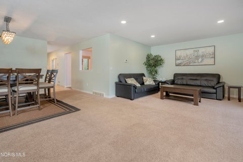 Tiny photo for 1608 Saddlebrook Court # C, Toledo, OH 43615 (MLS # 10010518)