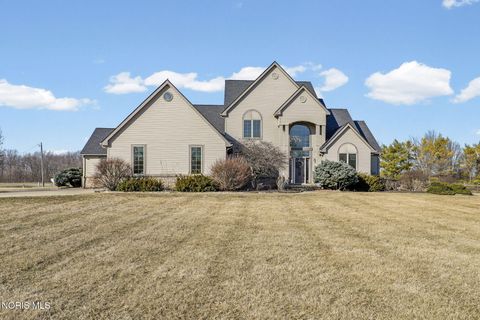 Photo of 5645 Keener Road, Monclova, OH 43542 (MLS # 10004770)
