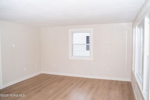 Tiny photo for 418 E Baldwin Street, Paulding, OH 45879 (MLS # 10000289)