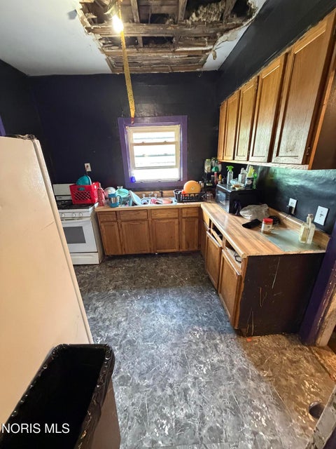 Tiny photo for 328 Eastern Avenue, Toledo, OH 43609 (MLS # 10009335)