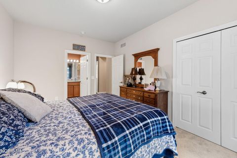 Tiny photo for 5066 Lake Breeze Lane, Maumee, OH 43537 (MLS # 10005983)