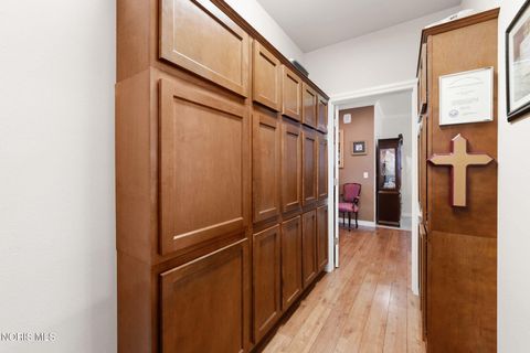 Tiny photo for 5066 Lake Breeze Lane, Maumee, OH 43537 (MLS # 10005983)