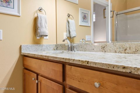 Tiny photo for 5066 Lake Breeze Lane, Maumee, OH 43537 (MLS # 10005983)