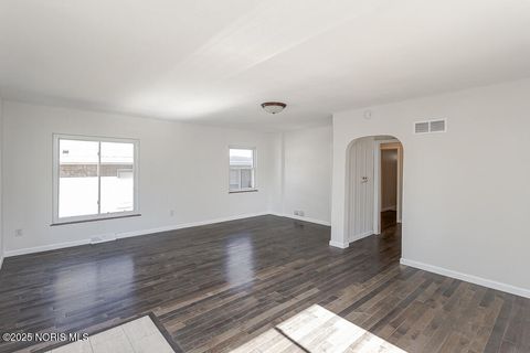 Tiny photo for 5338 Amsden Avenue, Toledo, OH 43613 (MLS # 10005334)