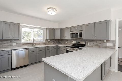 Tiny photo for 5338 Amsden Avenue, Toledo, OH 43613 (MLS # 10005334)