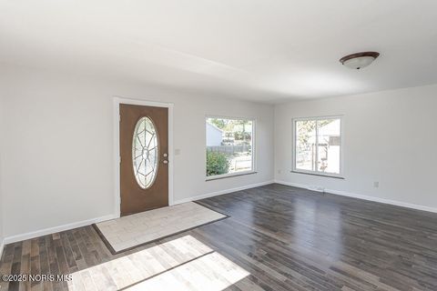 Tiny photo for 5338 Amsden Avenue, Toledo, OH 43613 (MLS # 10005334)