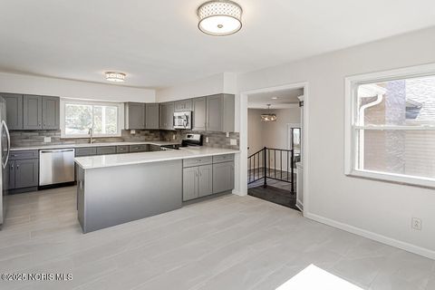 Tiny photo for 5338 Amsden Avenue, Toledo, OH 43613 (MLS # 10005334)