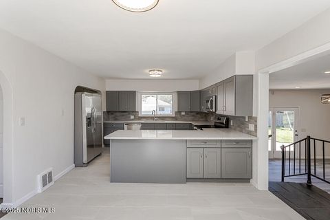 Tiny photo for 5338 Amsden Avenue, Toledo, OH 43613 (MLS # 10005334)