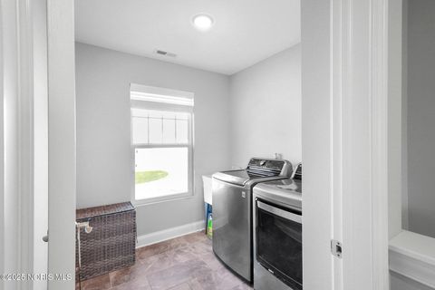 Tiny photo for 11037 Bay Trace Drive, Perrysburg, OH 43551 (MLS # 10000546)