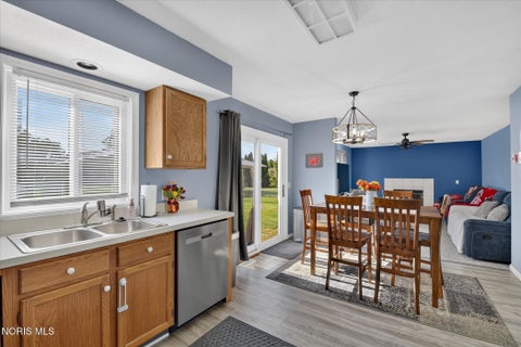 Tiny photo for 7713 Ginger Gold Drive, Holland, OH 43528 (MLS # 10014312)