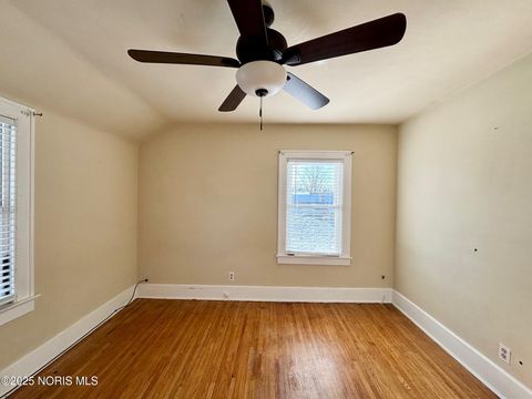 Tiny photo for 4227 Caroline Avenue, Toledo, OH 43612 (MLS # 10002030)