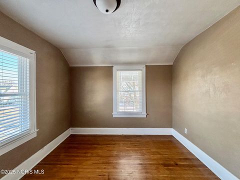 Tiny photo for 4227 Caroline Avenue, Toledo, OH 43612 (MLS # 10002030)