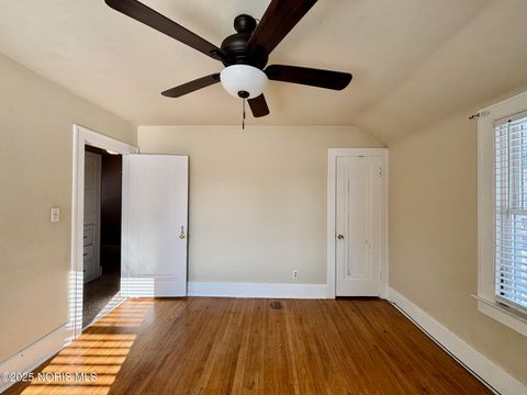 Tiny photo for 4227 Caroline Avenue, Toledo, OH 43612 (MLS # 10002030)