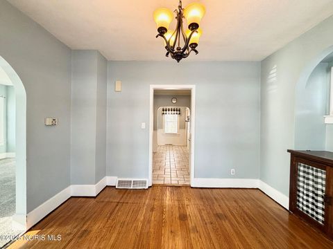 Tiny photo for 4227 Caroline Avenue, Toledo, OH 43612 (MLS # 10002030)