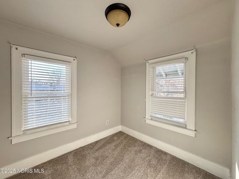 Tiny photo for 4227 Caroline Avenue, Toledo, OH 43612 (MLS # 10002030)