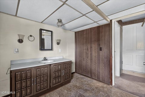 Tiny photo for 130 Apple Street, Tiffin, OH 44883 (MLS # 10011182)