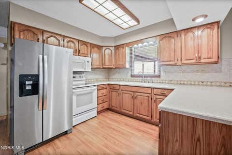 Tiny photo for 332 Hillshafer Drive, Findlay, OH 45840 (MLS # 10008776)