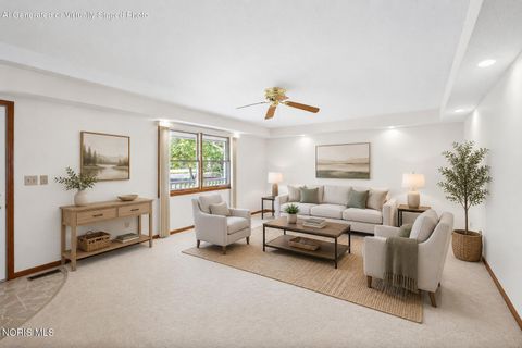 Tiny photo for 332 Hillshafer Drive, Findlay, OH 45840 (MLS # 10008776)