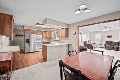 Tiny photo for 332 Hillshafer Drive, Findlay, OH 45840 (MLS # 10008776)