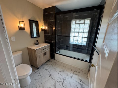 Tiny photo for 975 Woodland Avenue, Toledo, OH 43607 (MLS # 10013224)