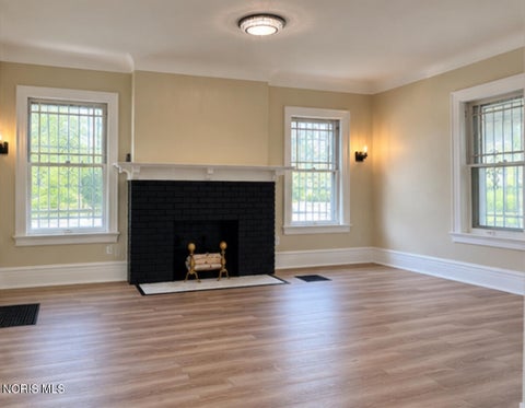 Tiny photo for 975 Woodland Avenue, Toledo, OH 43607 (MLS # 10013224)
