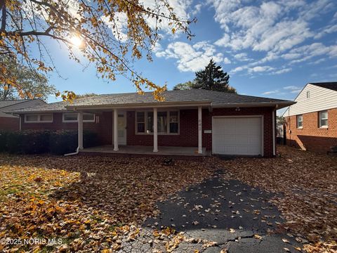 Photo of 643 Edith Avenue, Findlay, OH 45840 (MLS # 10000925)