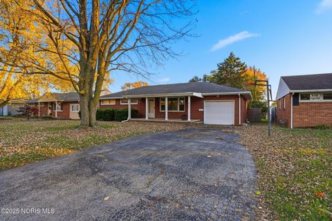 Photo of 643 Edith Avenue, Findlay, OH 45840 (MLS # 10000925)