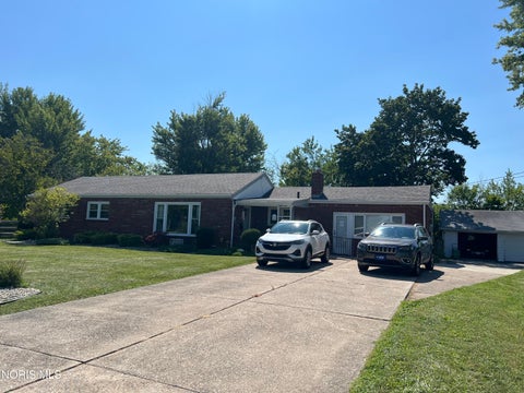 Tiny photo for 35 N Norden Road, Oregon, OH 43616 (MLS # 10012444)