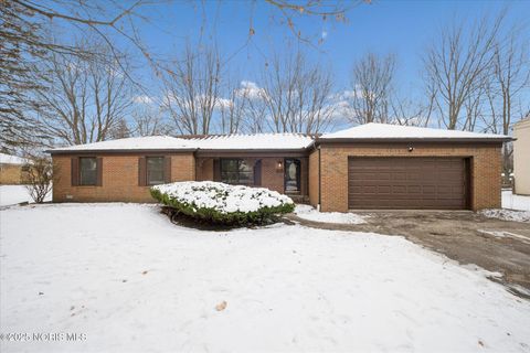 Photo of 405 Normandie Boulevard, Bowling Green, OH 43402 (MLS # 10004970)