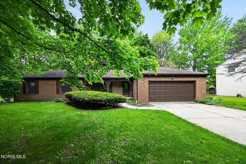 Homes For Sale - 405 Normandie Boulevard<br/> Wood County, Bowling Green, OH 43402