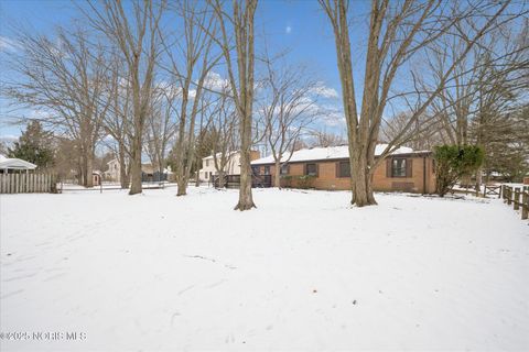 Tiny photo for 405 Normandie Boulevard, Bowling Green, OH 43402 (MLS # 10004970)